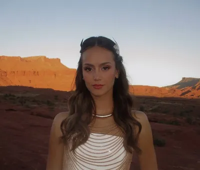 Mikayla Matthews Bio, Wiki, Net Worth, Husband, Age, Height, Mormon Wives