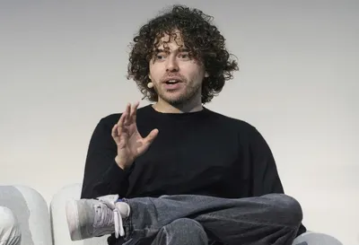 Shayne Coplan Bio, Net Worth, Girlfriend, Wiki, Age, Height